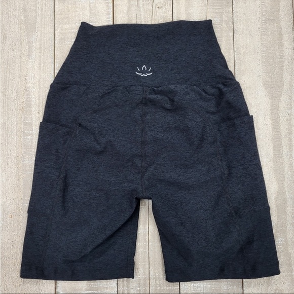 Beyond Spacedye Team Pockets Biker Short Darkest Night XS $72 - Picture 2 of 2